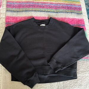Mate cropped black sweatshirt